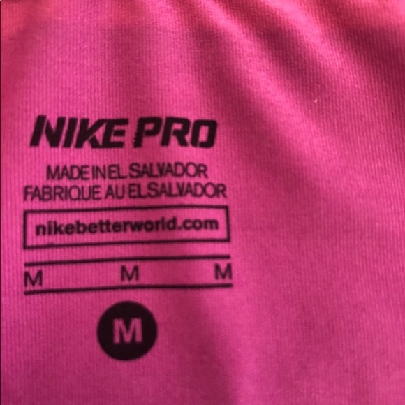 Nike v-neck T-shirt - Picture 3 of 7